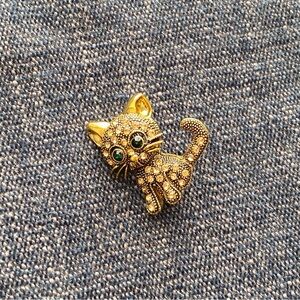 Vintage Gold Cat Green Eyes Cat Brooch